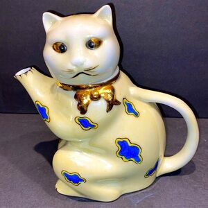 “This Kitty Needs A Home”Gold Castle Kitten Handpainted Porcelain Teapot